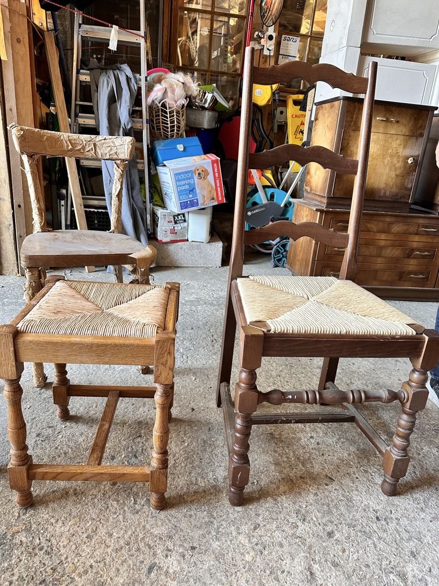 Sedie: Lot de chaises vintages  – Usato da Yvonand venduto da spiffy1429 1