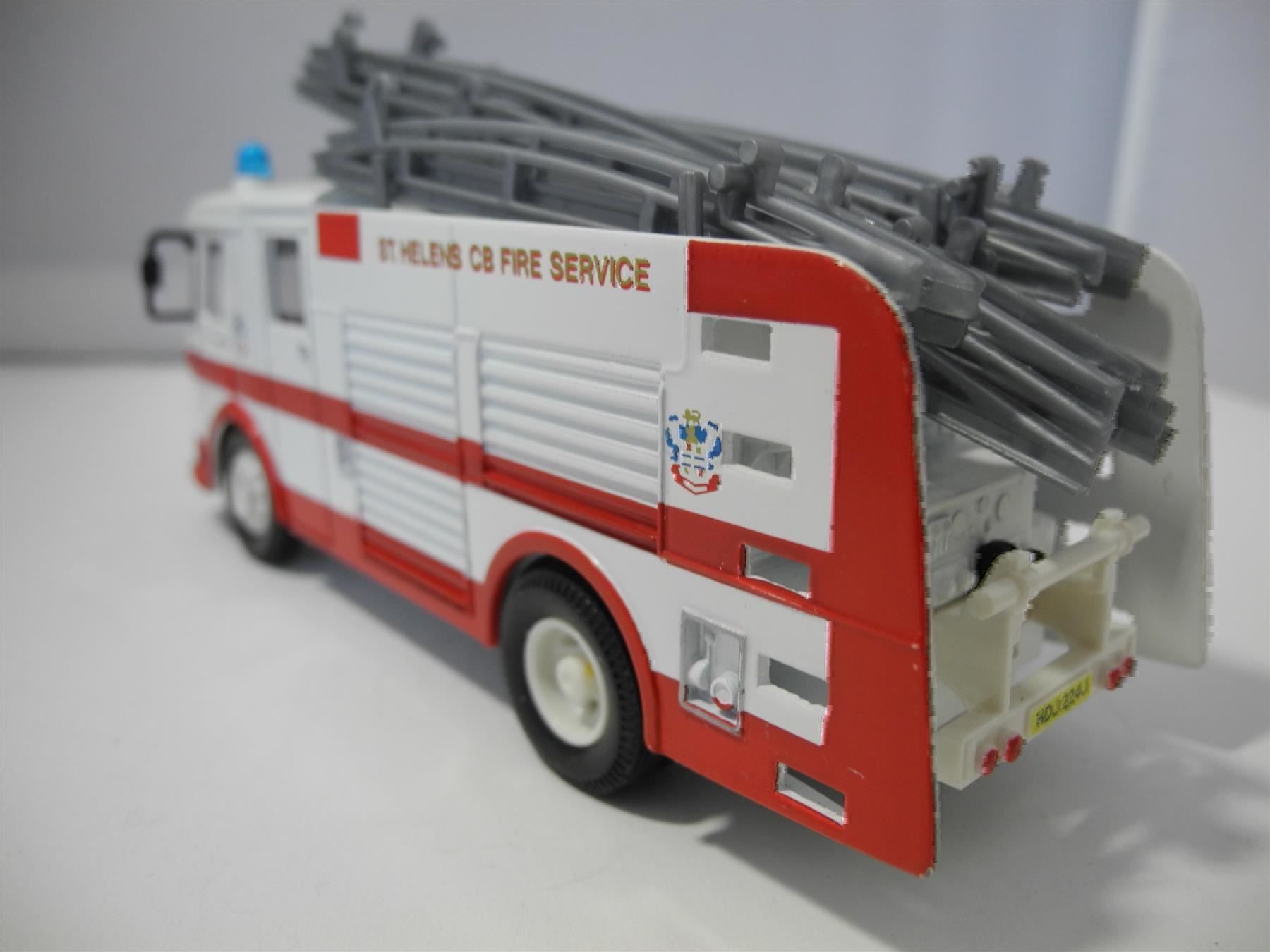 Corgi Toys Modellini d'auto: Corgi 21901 St. Helens Fire Brig, Nr.x38 – Nuovo e nell'imballaggio originale da Kottwil venduto da Crazyrolf 3