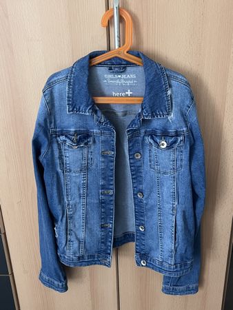 Jeansjacke here+ blau mit Used-Look 