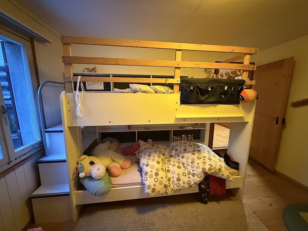 Letti: Doppelbett / Etagenbett / Kinderbett – Usato da Bäretswil venduto da ladynjustice