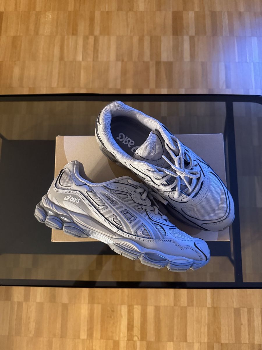 Asics Herrenschuhe: ASICS GEL-NYC, Cement Grey, Grösse 40.5 – Neu (gemäss Beschreibung) aus Zürich von flexzhr 2