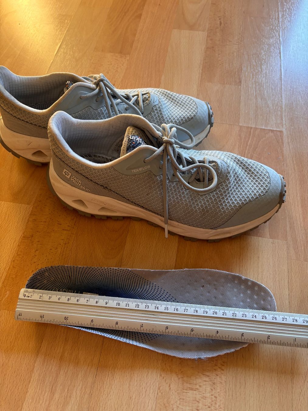 Scarpe da donna: Wanderschuhe Gr. 40 Jack Wolfskin "Prelight vent low" – Usato da Thun venduto da Melpi2010 1