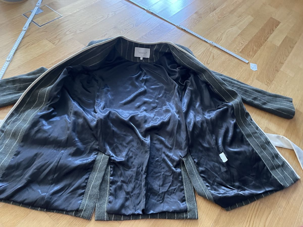 Giacche: Blazer Schicker Damenblazer, Gr. S,  gestreift, beige – Usato da Rüschlikon venduto da Lajniii 9
