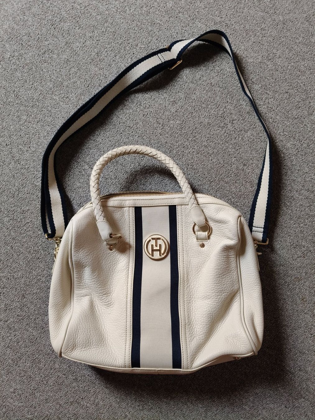 Borse da donna: Tommy Hilfiger Tasche – Nuovo e nell'imballaggio originale da Bern venduto da CatharinadiBerna 1