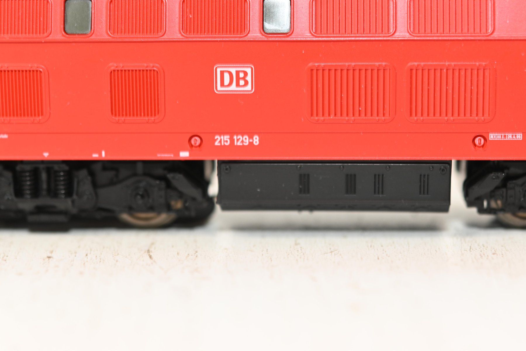 Roco Modelleisenbahnen: BR 215 Roco HO/AC Digital Adr 3 mit OVP – Gebraucht aus Laupen ZH von Zmoewe 3