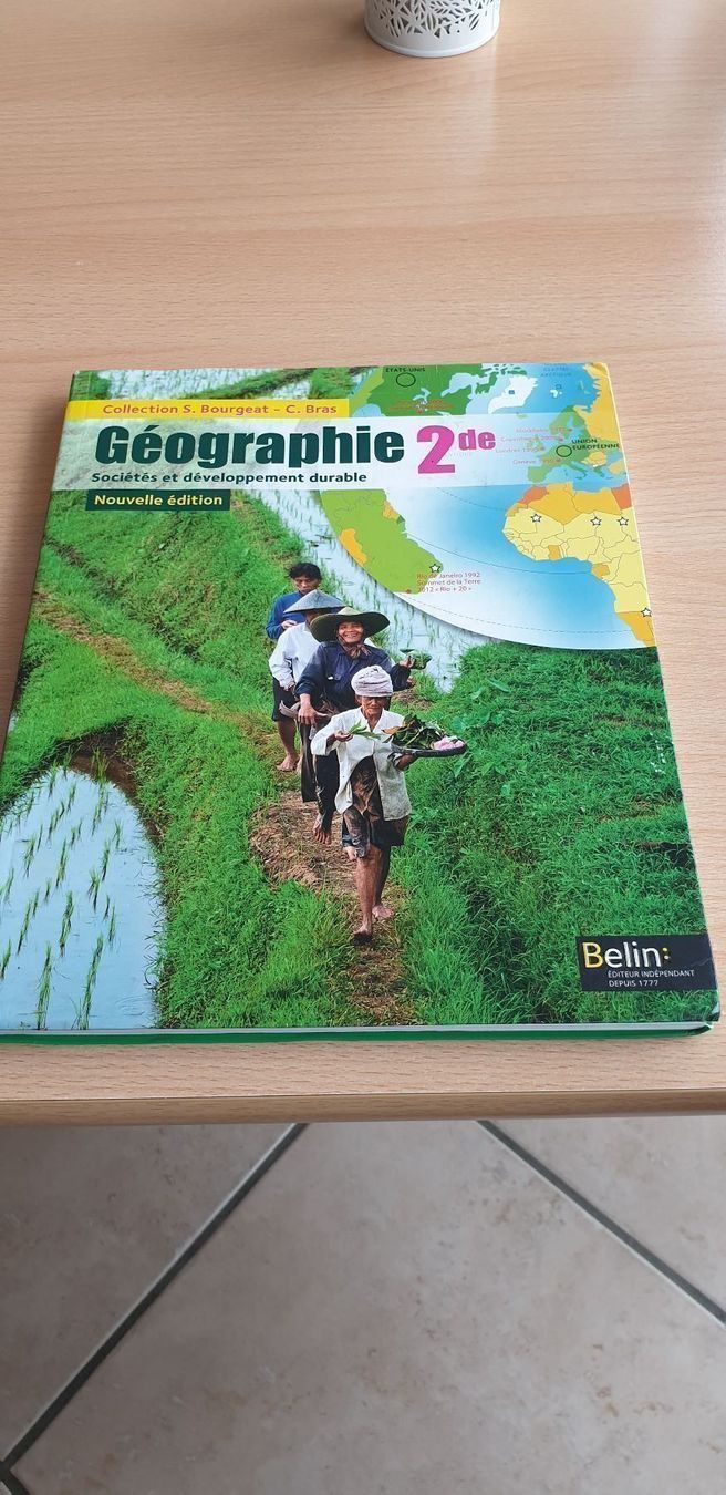 Livres: Livre Géographie – Neuf (Voir description) à Moutier par gvmv
