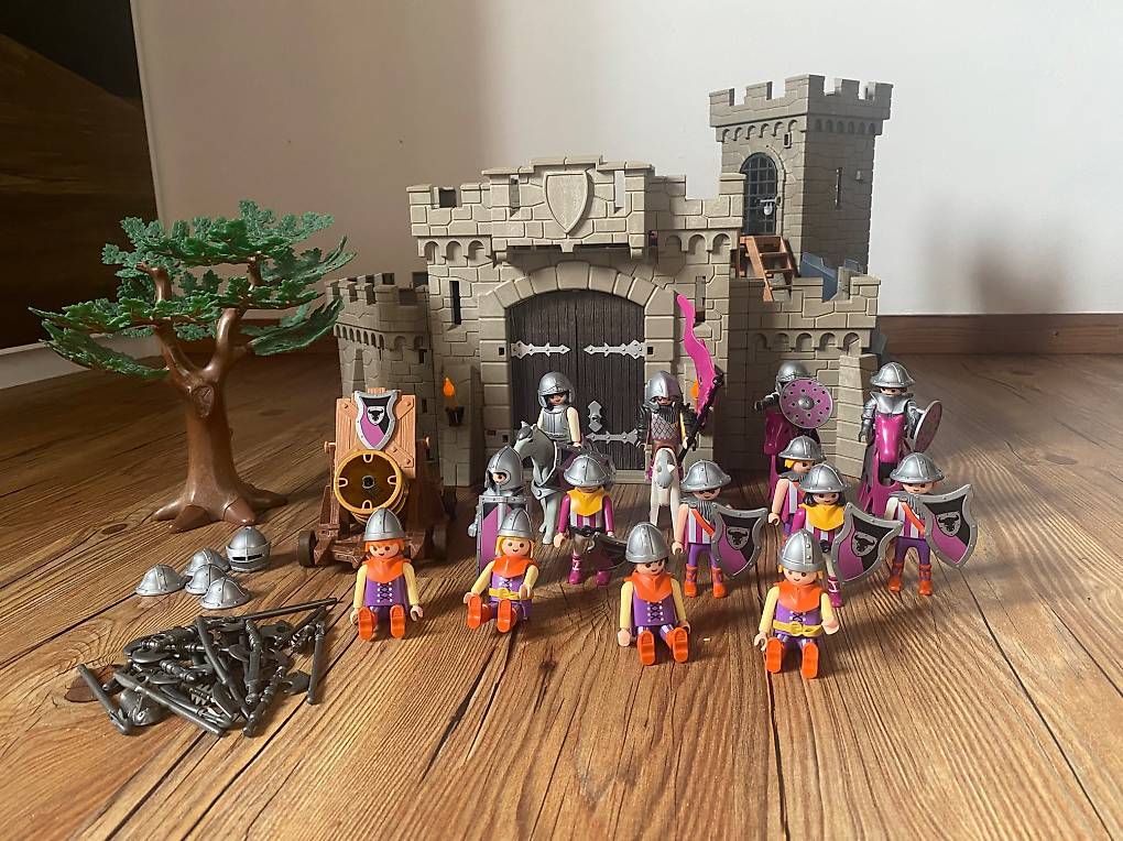 Giocattoli: Playmobil Ritterburg – Usato da Davos-Wiesen venduto da nikita06