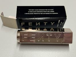 Elegante Lippenstifthülle von Fenty