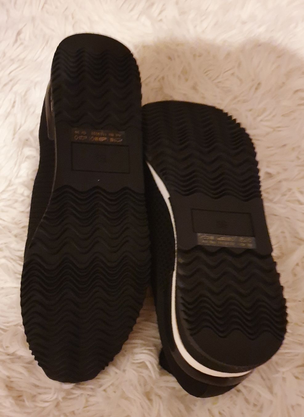 Damenschuhe: DAMEN SCHUHE – Neu und originalverpackt aus Thun von Vecgou 6
