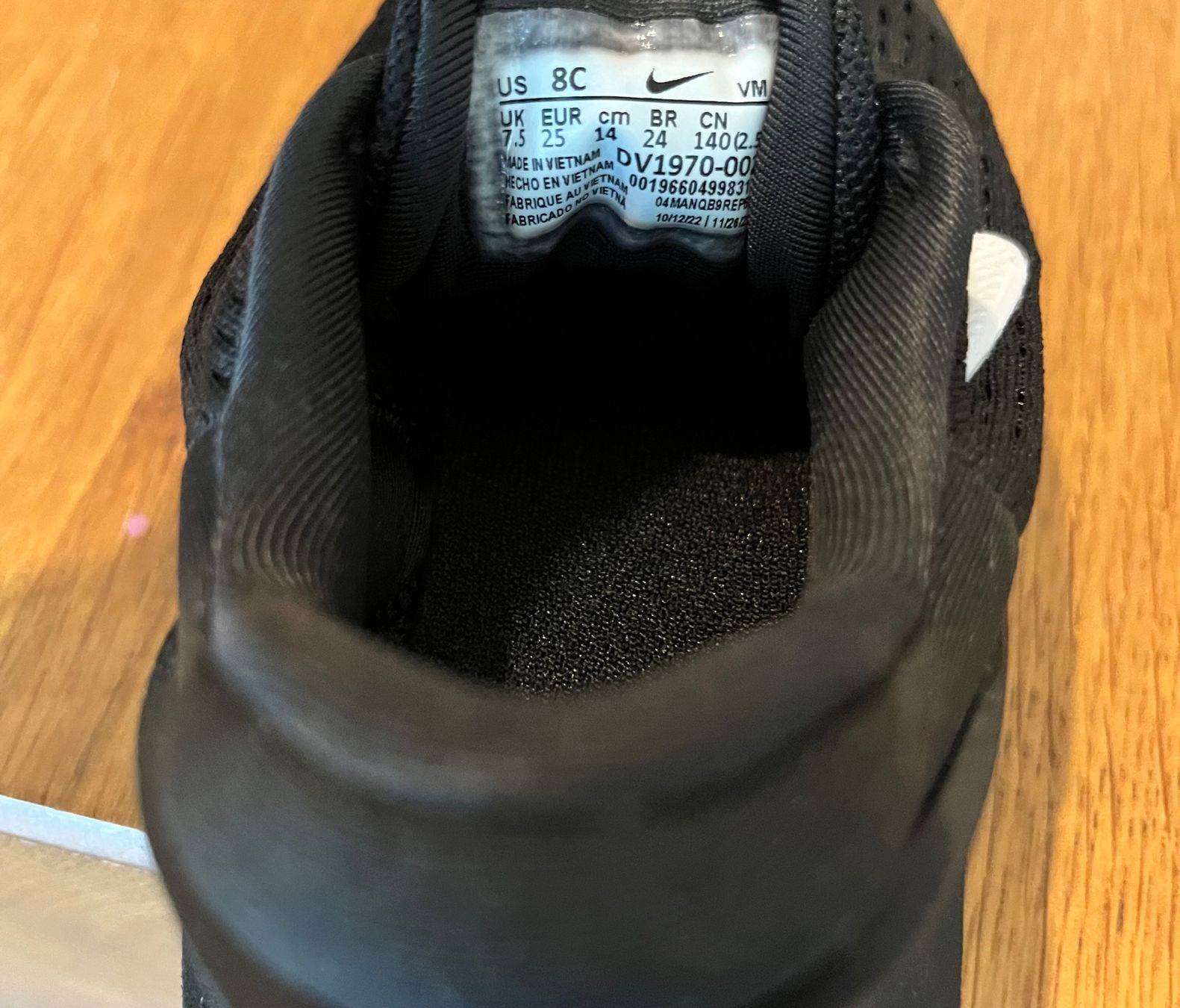 Nike Schuhe für Jungen: Nike Turnschuhe Gr. 25 Neu – Neu (gemäss Beschreibung) aus Zürich von davidihagee 2