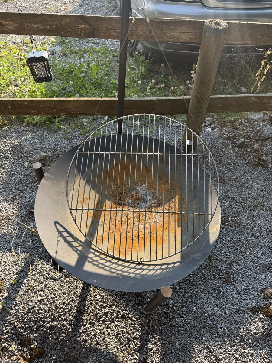 Cheminée d'extérieur: Feuerschale Grill ,  – D'occasion à Hölstein par maschar62 2