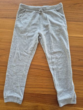 3/4 Trainerhosen Gr. 140