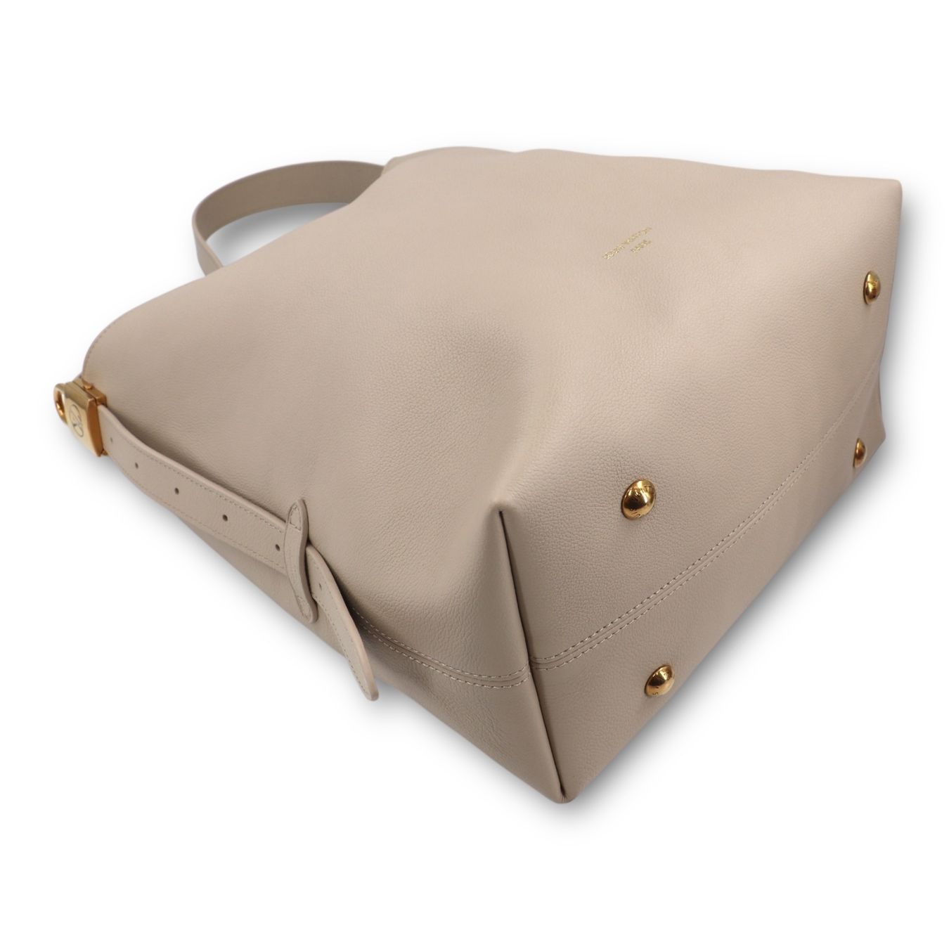 Louis Vuitton Borse da donna: Louis Vuitton Low Key Hobo MM Limestone – Usato da Binningen venduto da Designerlabels 8
