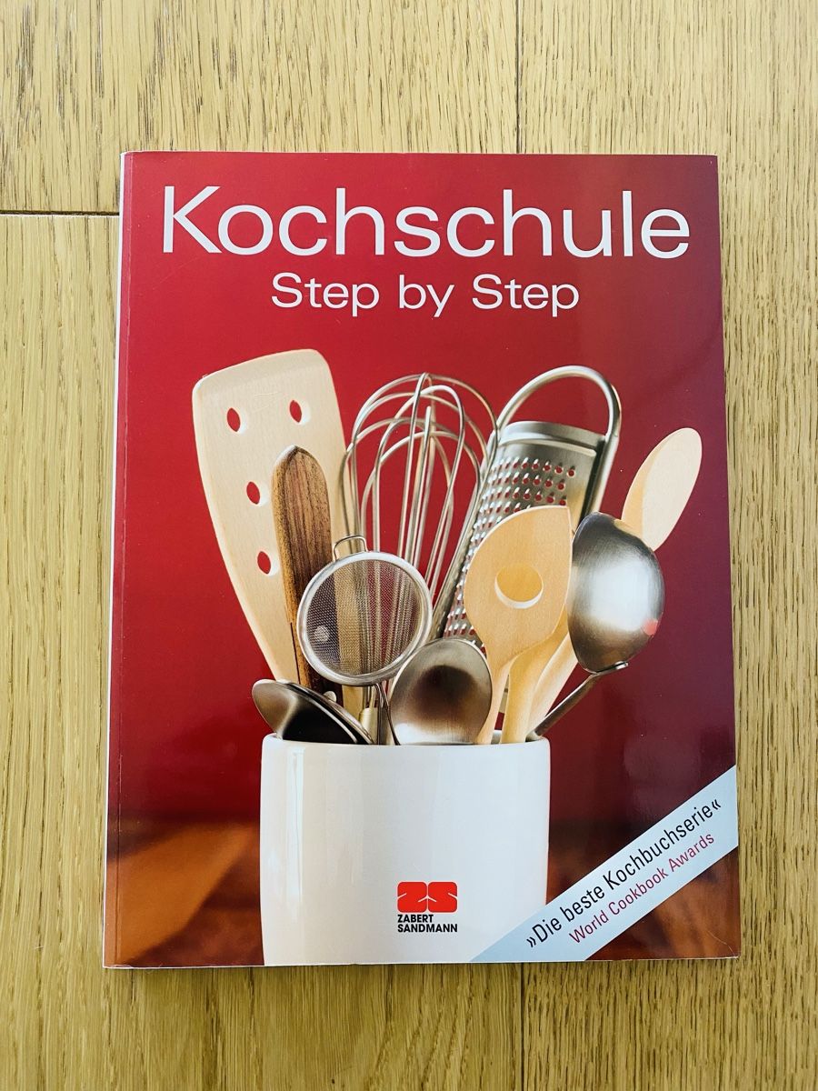 Bücher: Kochbuch Set Kochschule und Backschule Step by Step – Gebraucht aus Hinwil von Cookie_B 1