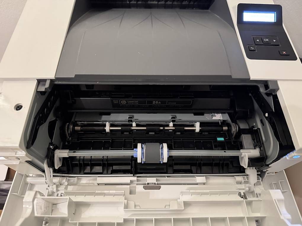 Hewlett Packard Stampanti: HP Laserjet Pro M402dne – Usato da Tuggen venduto da Teoma 3
