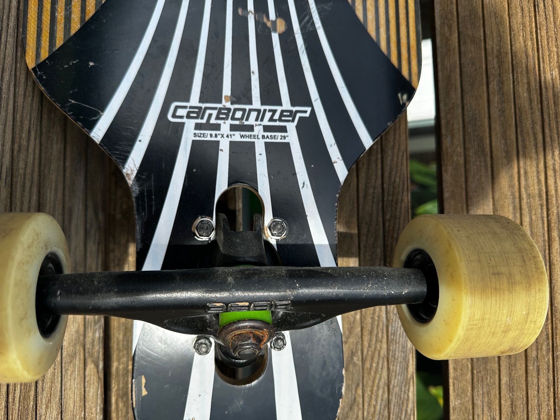Skateboards: Longboard Carbonizer – Gebraucht aus Richterswil von  4