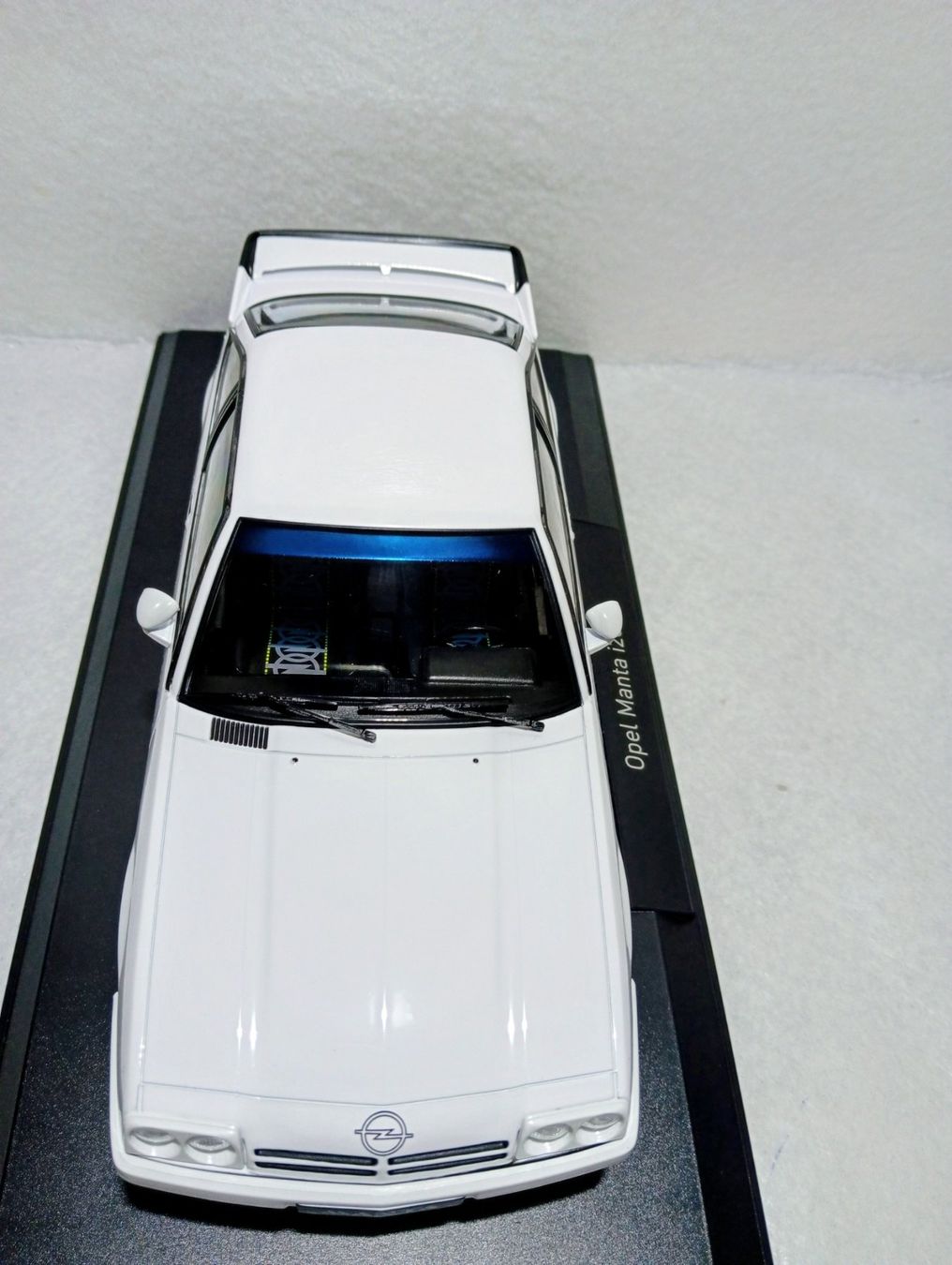 Opel Voitures modèles: Opel Manta i 2000 – Neuf (Voir description) à Huttwil par Secondtrain 7