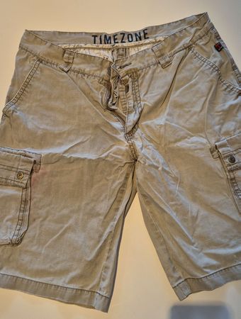 Timezone Cargo Shorts, Khaki, Grösse 34, Top Zustand!