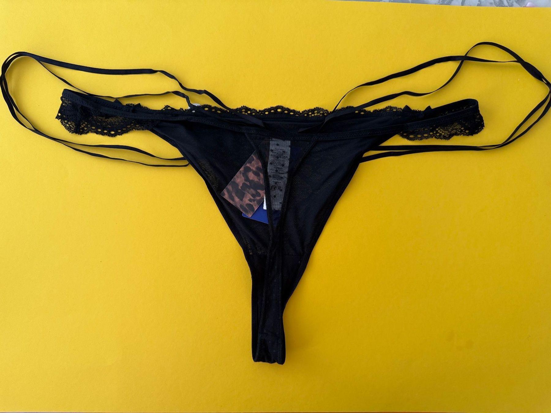 Hunkemöller Sonstige Unterwäsche: HUNKEMÖLLER, String FLEUR, Grösse XXL, Farbe Schwarz – Neu und originalverpackt aus Rudolfstetten von gst_g7xl 4
