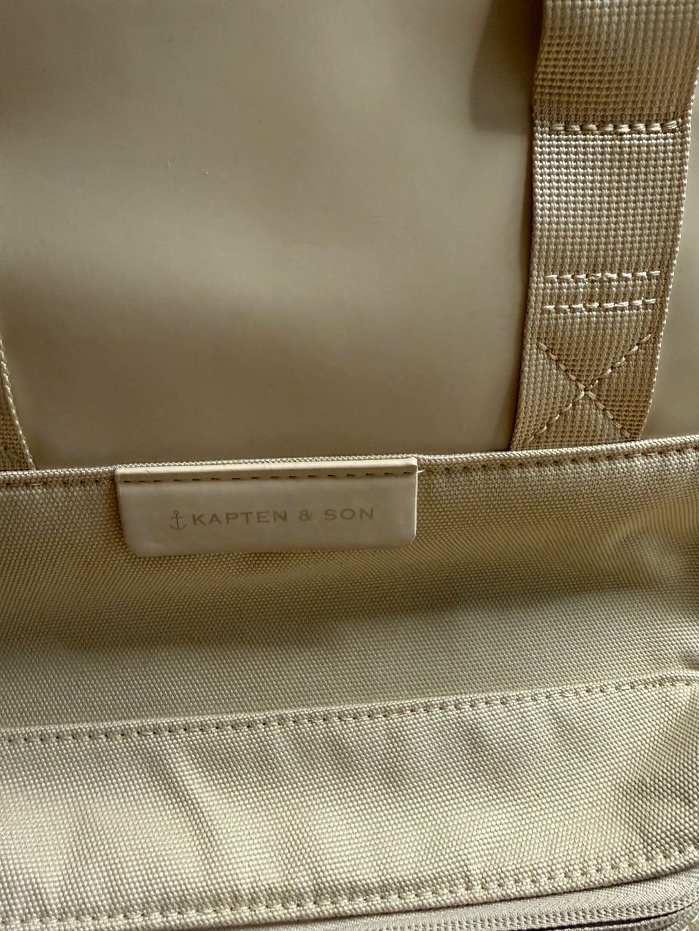 Kapten & Son Zaini: Kapten & Son Rucksack, neuwertig, beige – Usato da Gattikon venduto da Guegis66 2