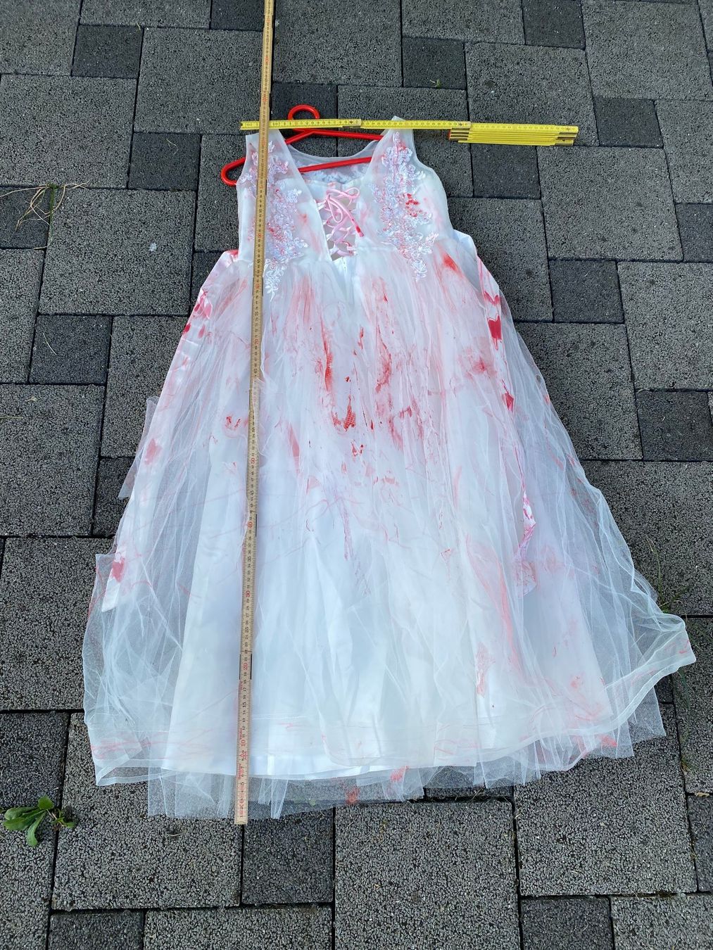 Kostüme: Halloween Hochzeitkleid – Gebraucht aus Gunzwil von veit01
