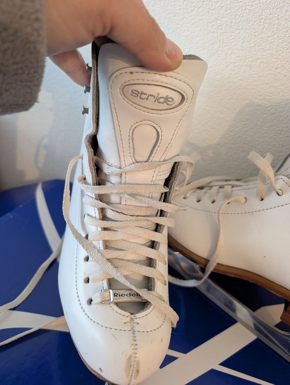 Pattini da ghiaccio: Riedell Stride  size  1 1/2 (eu 32) with Eclipse blades – Usato da Pfäffikon SZ venduto da mar_q95n 7