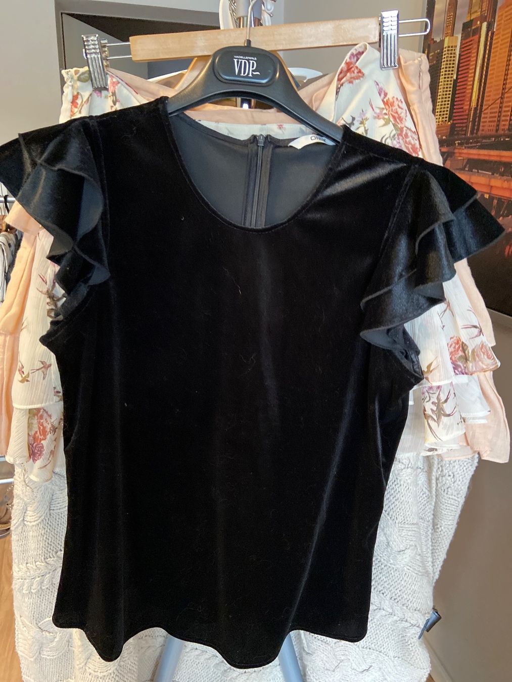 Only Top: Top ONLY 38 black velvet – Usato da Epalinges venduto da madeleine05