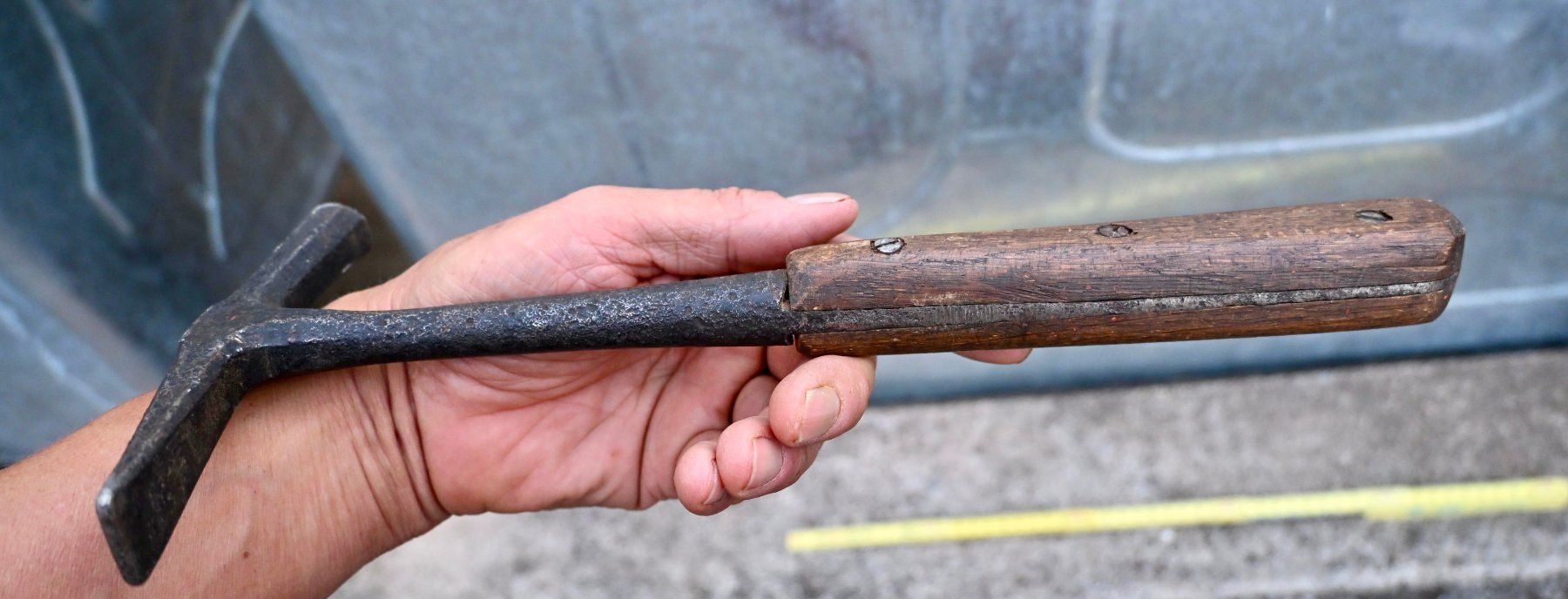 Tous les outils: antiker Sattlerhammer Polstererhammer L 30cm – D'occasion à Pfaffhausen par mono_rec 5