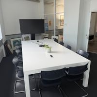 12 Vitra Freischwinger-Stühlen