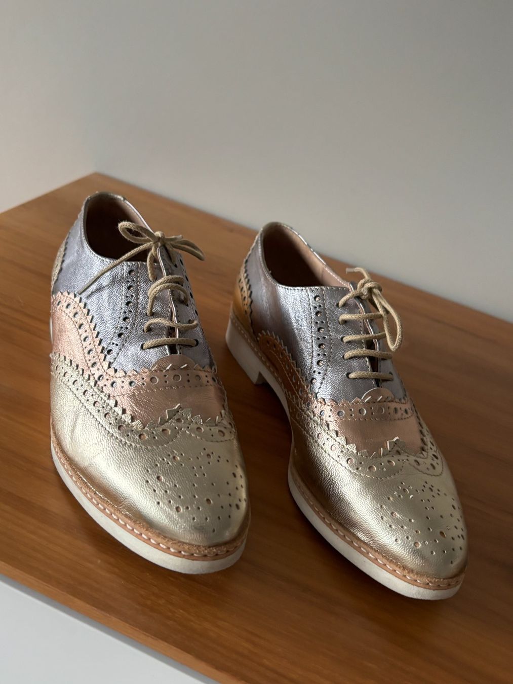 Scarpe da donna: Schuhe Grösse 37 top Zustand – Usato da schmerikon venduto da nicole091 1