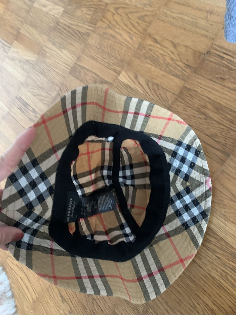 Copricapi, berretti & cappellini: Burberry cap hut – Usato da Zürich venduto da Nikuska32 1