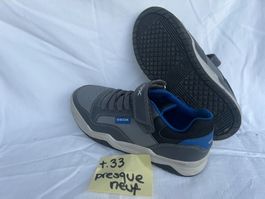GEOX gr.33 fast wie NEU grau-blau / presque comme NEUF gris