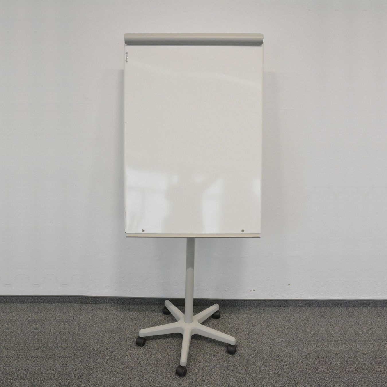 Tableaux: Diverse Flipchart auf Rollen – D'occasion à Schönenwerd par mcofficeshop