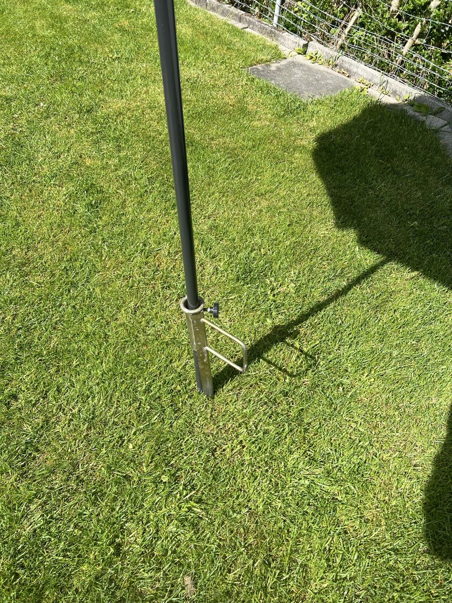 Ombrelloni: Sonnenschirm mit Einsteckhülse – Usato da Halden venduto da Satellite 2