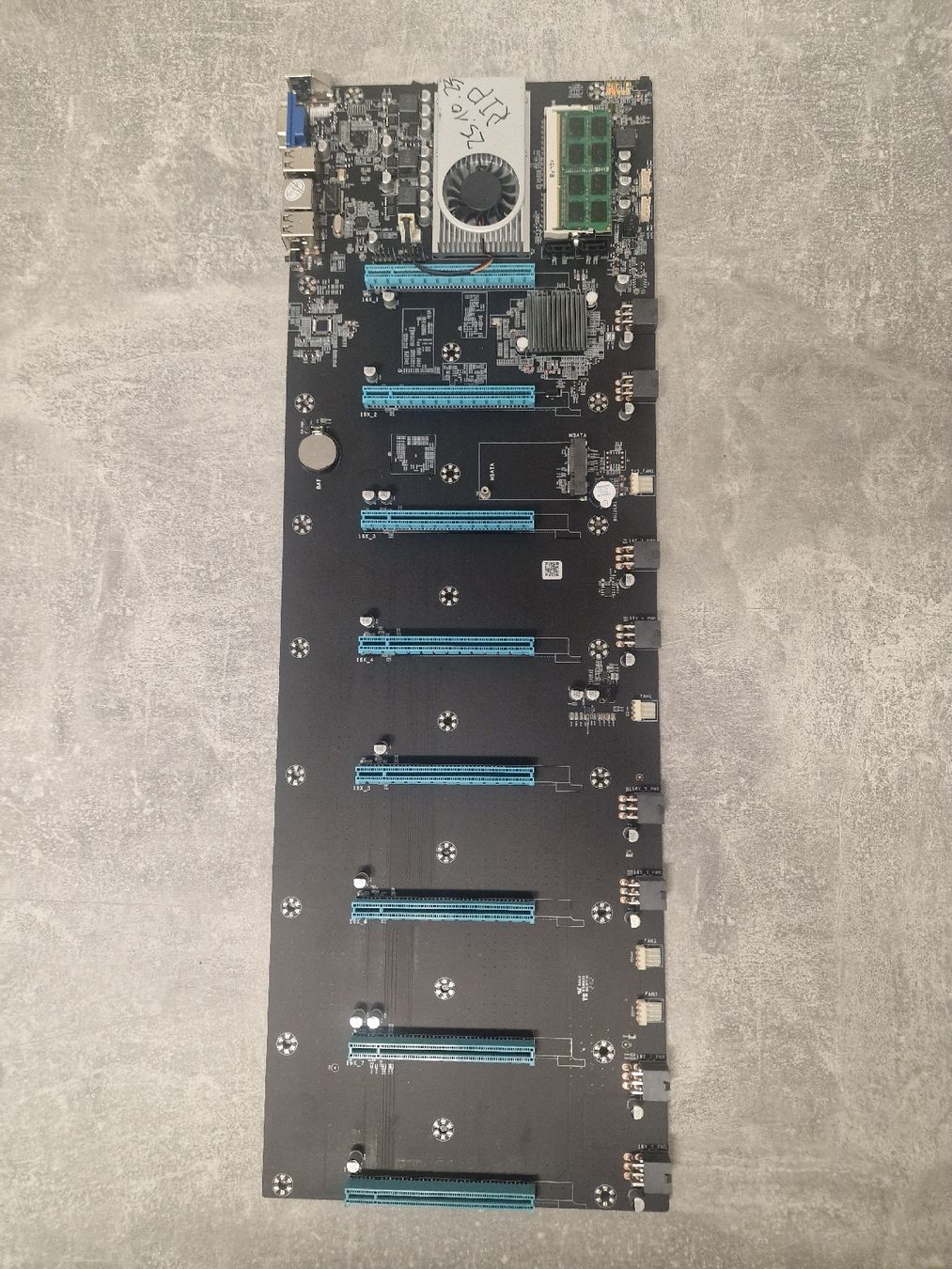 Coin Miner: BTC-S37 Mining Board V1.1 8 GPU Slots Motherboard – Gebraucht aus Menznau von CS1.6