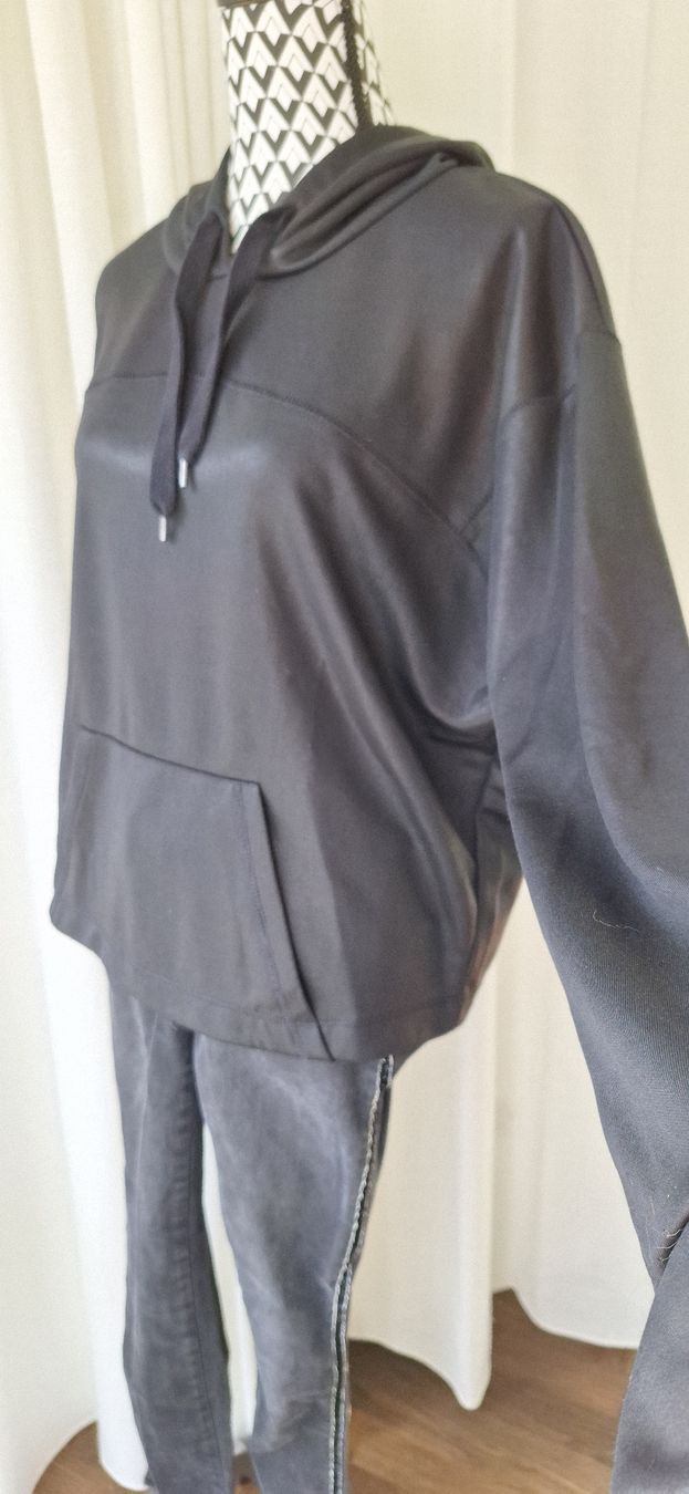 Zara Maglioni & Felpe: Hoodie Schwarz, Grösse L – Nuovo (secondo la descrizione) da Zürich venduto da Milas_closet 4