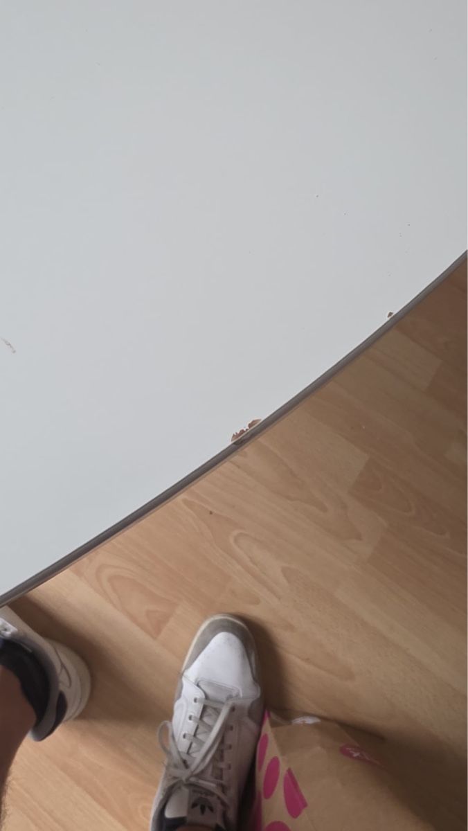 Ikea Tavoli: Ikea Docksta Tisch – Usato da Zürich venduto da zoeek 2