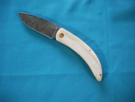 Damaststahl Hirten-Messer mit Knochngriff, Lederetui