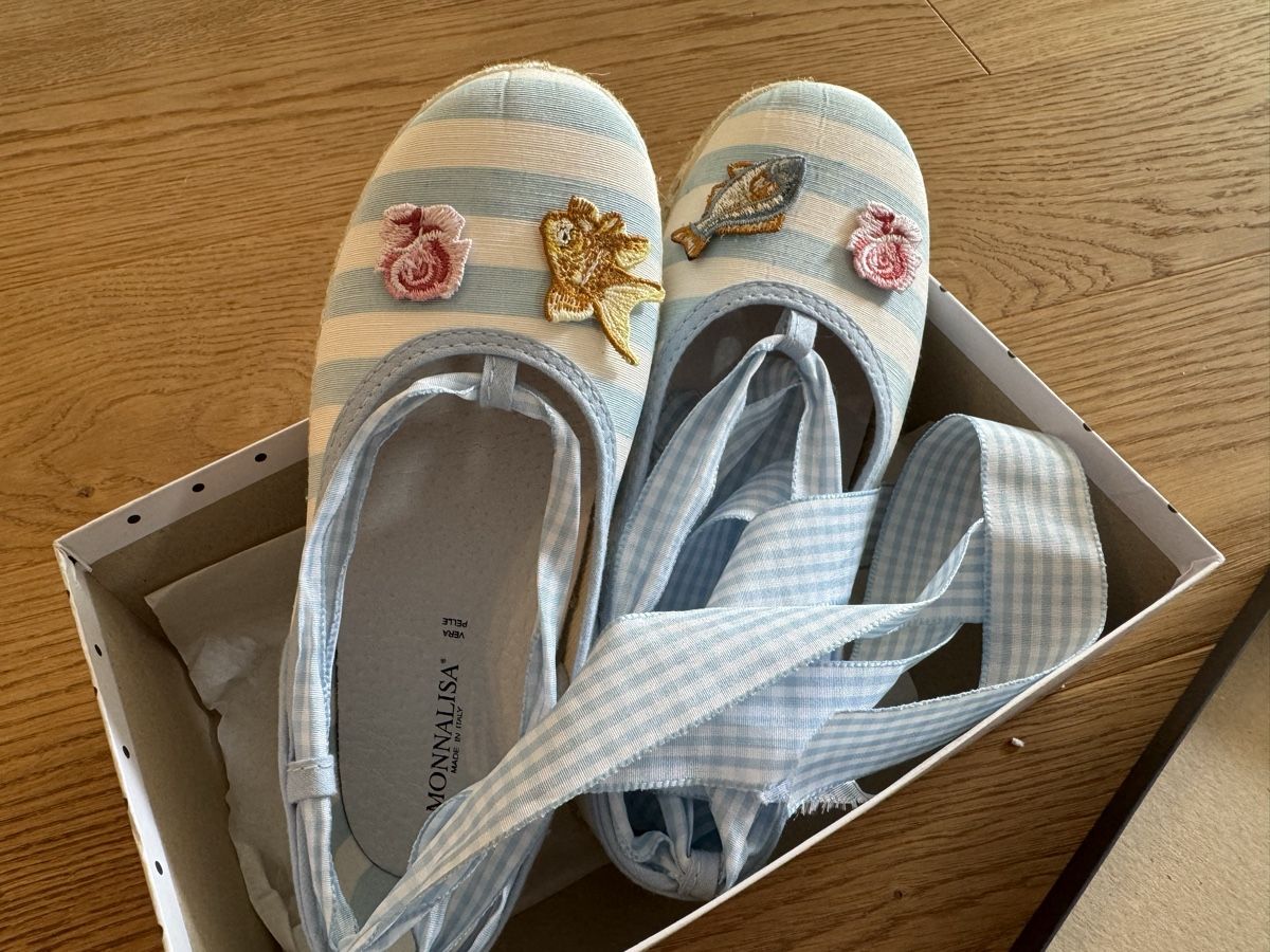 Schuhe für Mädchen: Monnalisa Schuhe Gr.32 Neu! – Neu und originalverpackt aus Genthod von Tidus04 2