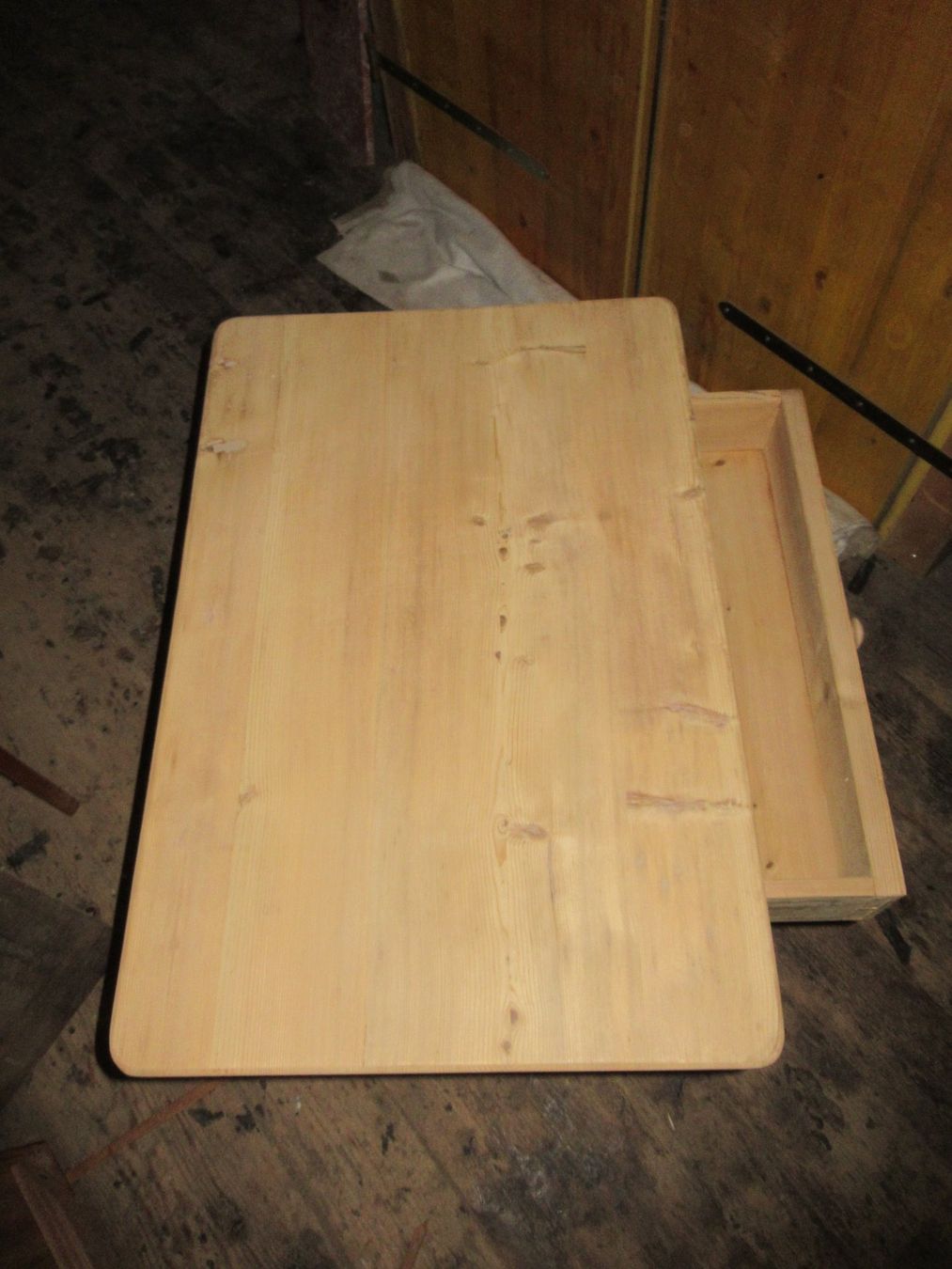 Tavoli: Tisch (Tanne/85) – Usato da Berg SG venduto da Pizza58 3