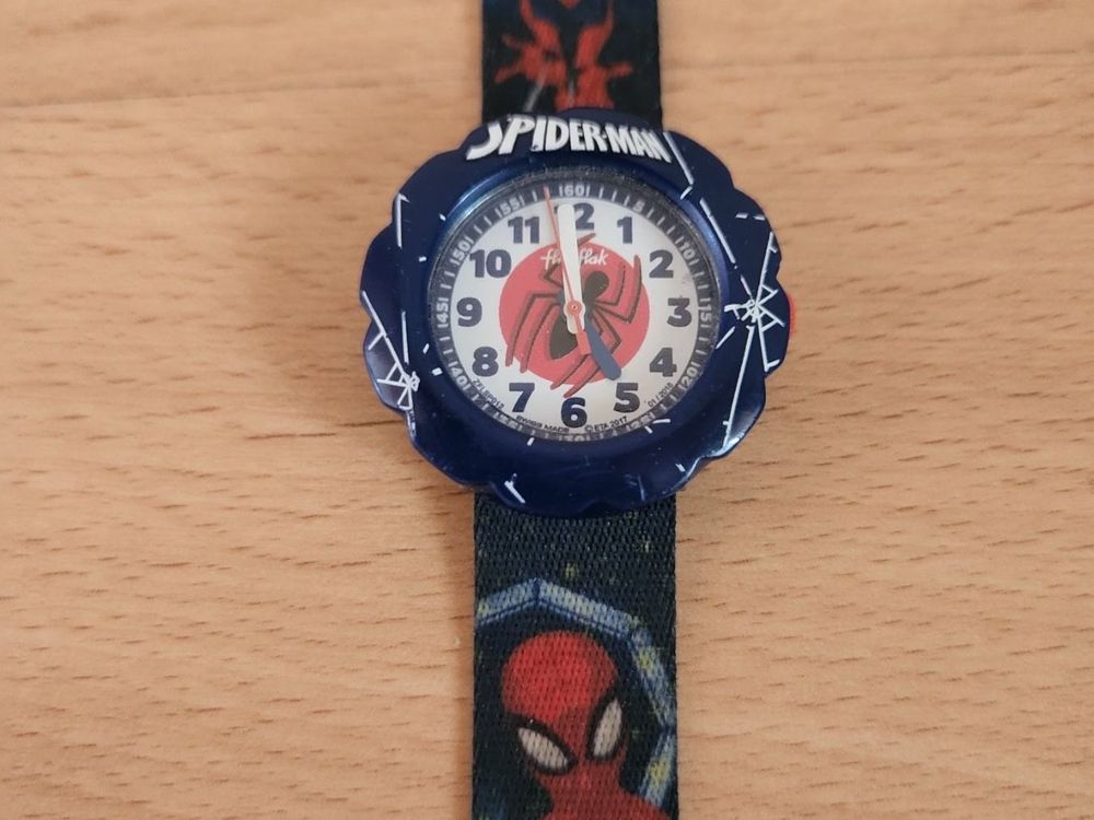 Montre flik best sale flak spiderman