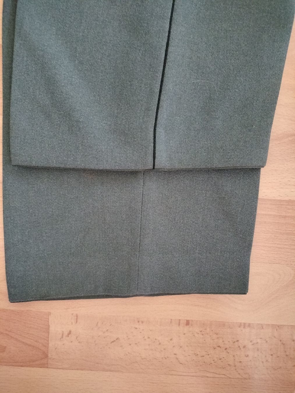 Schweizer Armee Uniformi: Antike Schweizer Armee Militär Uniform – Usato da Schwanden Sigrisw venduto da cadieux71 5