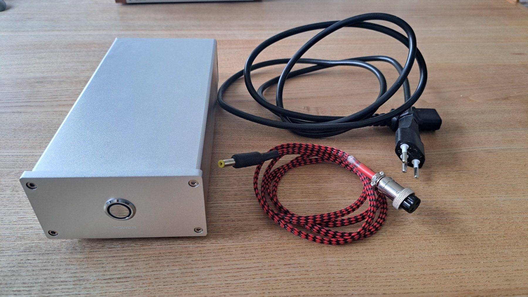 Pro-ject Verstärker: Phono Vorstufe Pro-Ject – Gebraucht aus adligenswil von Meiervilliger 2