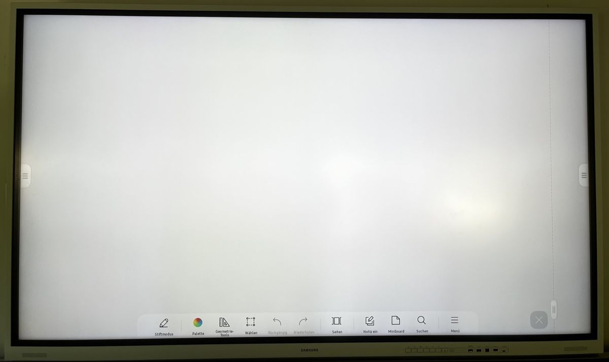 Ecrans: Samsung Flipboard Touchscreen Display 55 Zoll gebraucht – D'occasion à Langwies par ann_n88c 3