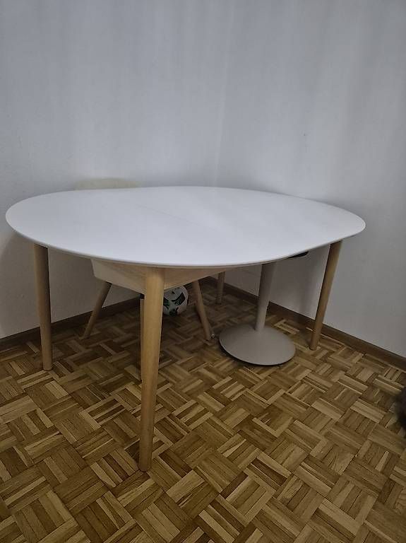 Tavoli: Jysk Esstisch chf 150.00 – Usato da Basel venduto da bes_mnp7