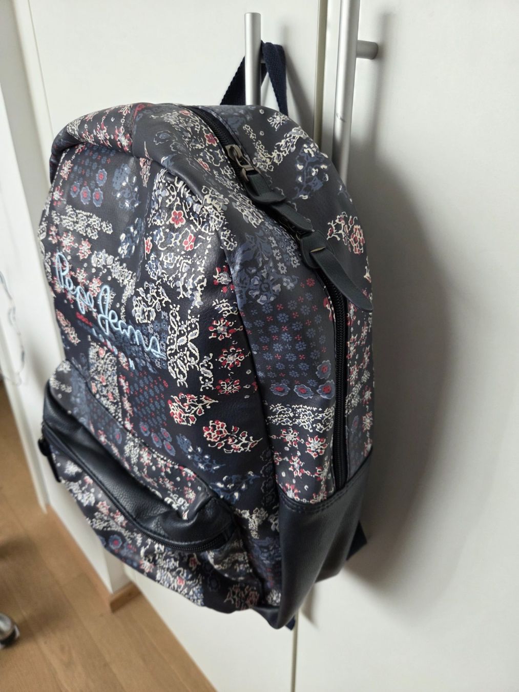 Pepe Jeans Zaini: Sac à dos Pepe Jeans - NEW – Nuovo (secondo la descrizione) da Carouge GE venduto da Gasco 2