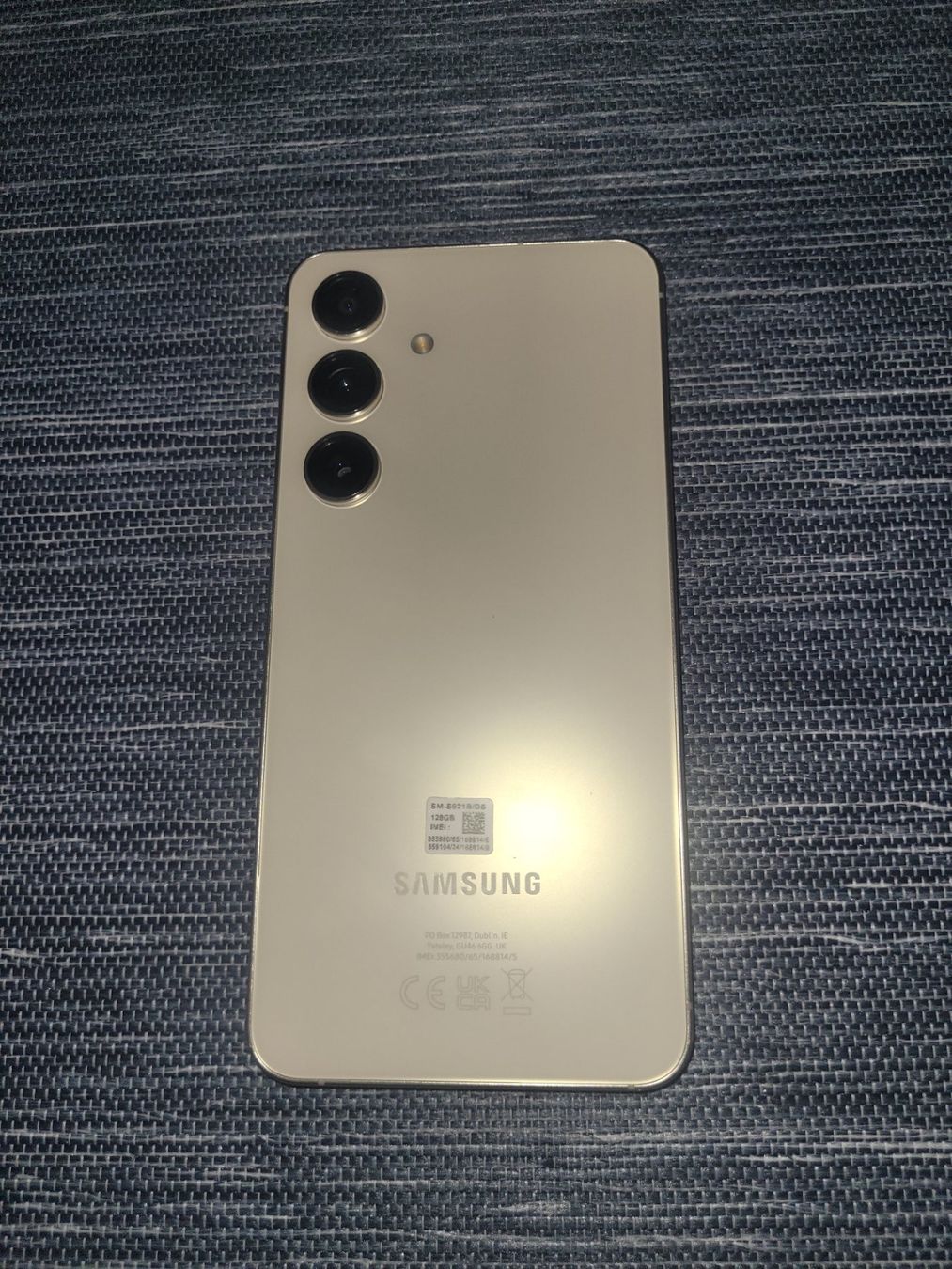 Samsung Portables: Samsung Galaxy S24 SM-S921B/DS ab 378 CHF – Neuf (Voir description) à Buchs ZH par superpc1 1