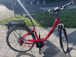 E-Bike Cresta rot Bosch Mittelmotor guter Zustand