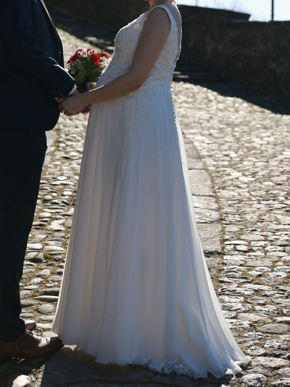 Vestiti: Umstandsbrautkleid – Usato da Staufen venduto da Vaniii_97 3
