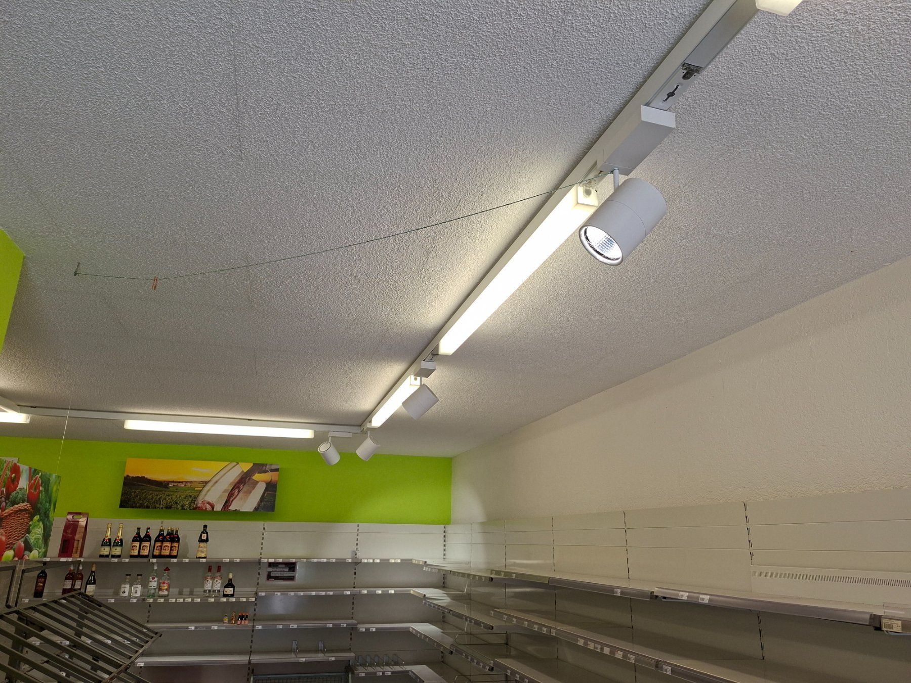 Lampes: Ladenbeleuchtung – D'occasion à Ganterschwil par Waespetech